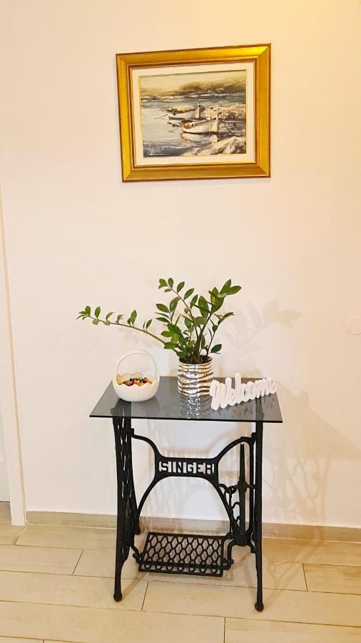 NEW!!! Apartment Sara Poljud Split Exterior foto